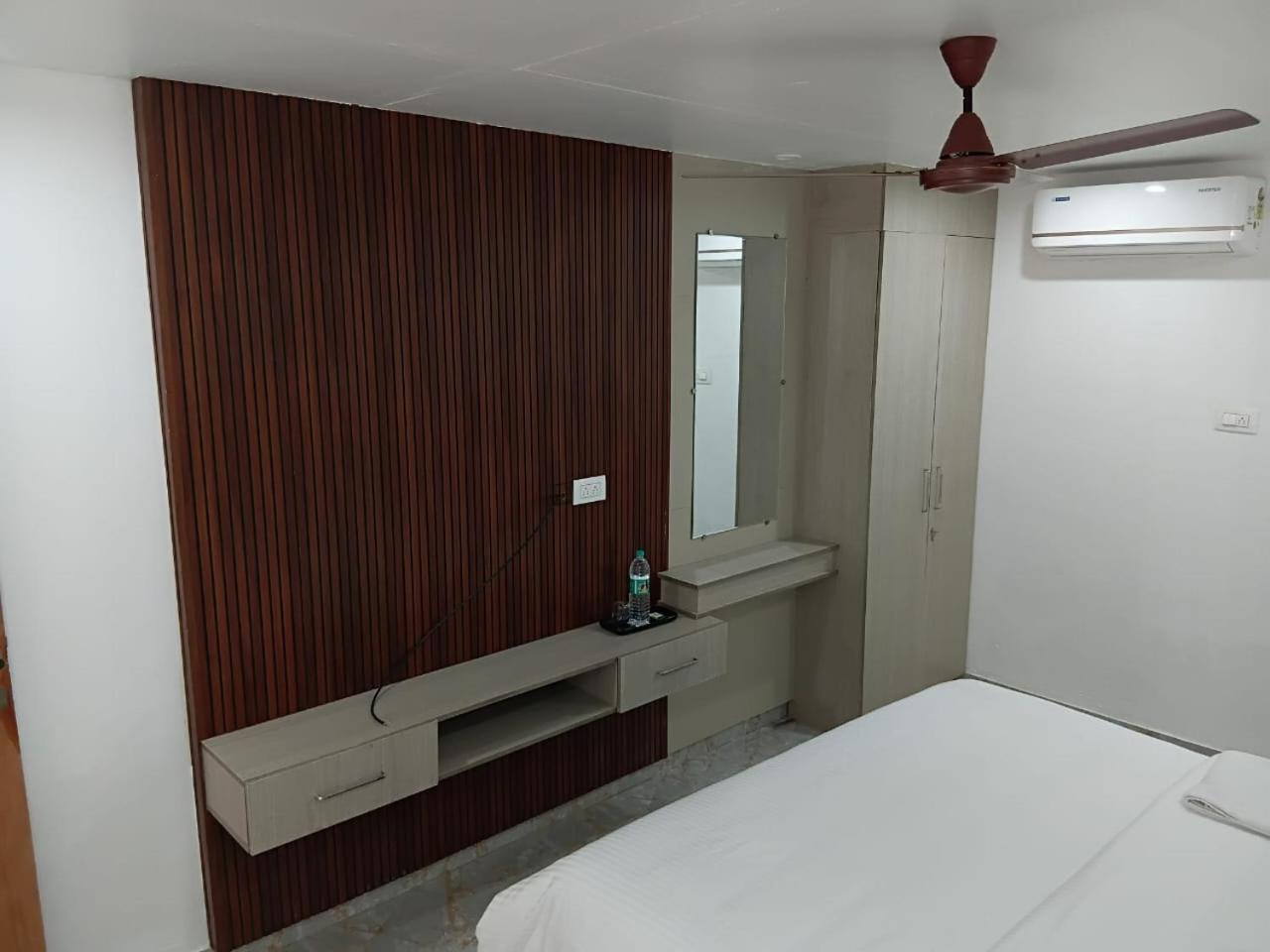 Grand Sangeetham Inn Tiruchchendūr Zewnętrze zdjęcie